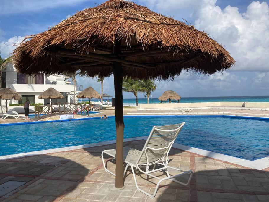 Cancun Oceanfront, Entire Apartment Eksteriør billede